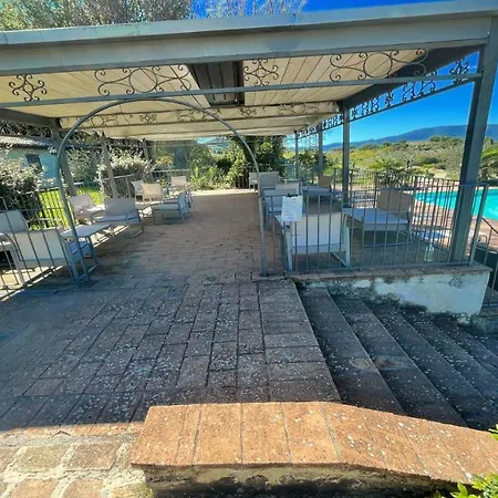 6 Guests- Magical Grounds With Pool Jacuzzi Spoleto