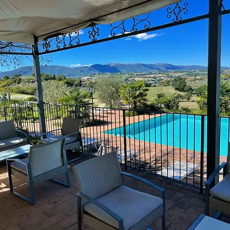 Appartement 6 - Magical Grounds With Pool Jacuzzi Sleeps 4 Spolète