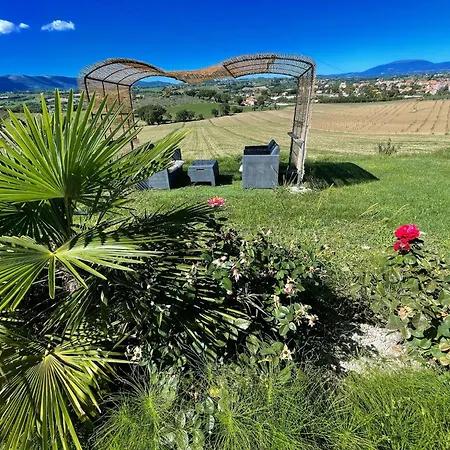 6 - Magical Grounds With Pool Jacuzzi Sleeps 4 Spoleto