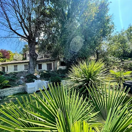 6 - Magical Grounds With Pool Jacuzzi Sleeps 4 *
