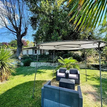 Appartamento 6 - Magical Grounds With Pool Jacuzzi Sleeps 4