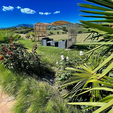 6 - Magical Grounds With Pool Jacuzzi Sleeps 4 * Spoleto