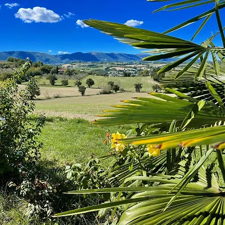 6 - Magical Grounds With Pool Jacuzzi Sleeps 4