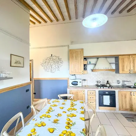 6 - Magical Grounds With Pool Jacuzzi Sleeps 4 Appartement